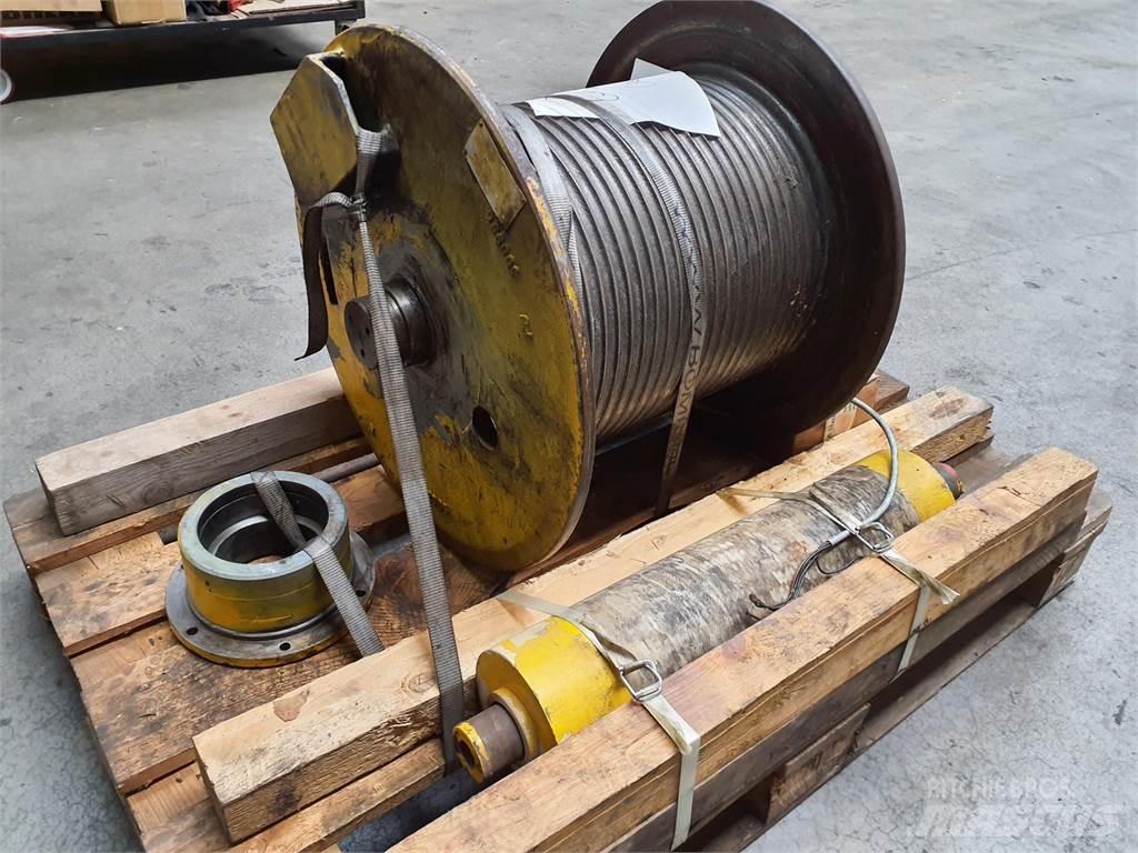 Grove GMK 3050 winch Rezervni deli in oprema za dvigala