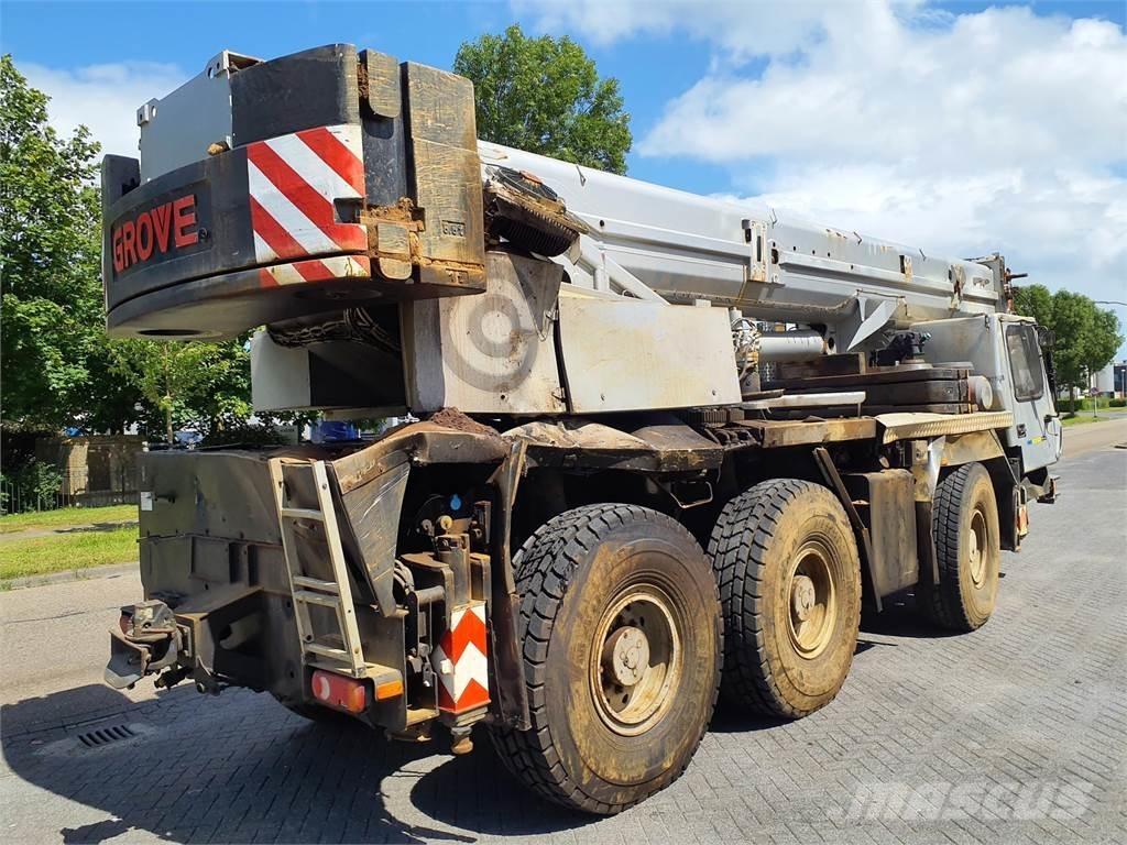 Grove GMK 3055 Rabljeni žerjavi za vsak teren