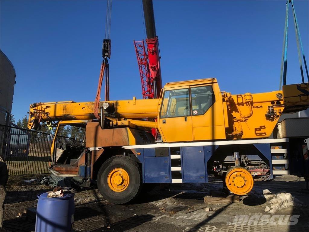 Liebherr LTM 1030-2 Rabljeni žerjavi za vsak teren