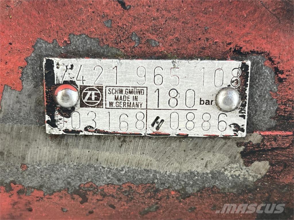  Steering box 180bar Rezervni deli in oprema za dvigala