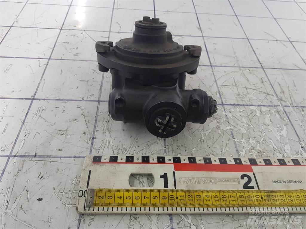 ZF steering pump Rezervni deli in oprema za dvigala