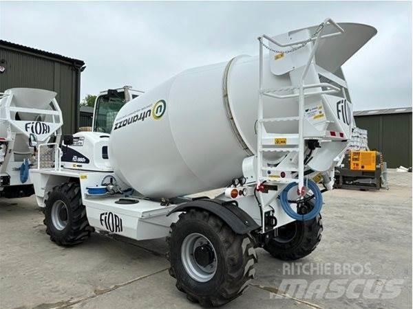 Fiori DB560T Avtomešalci za beton