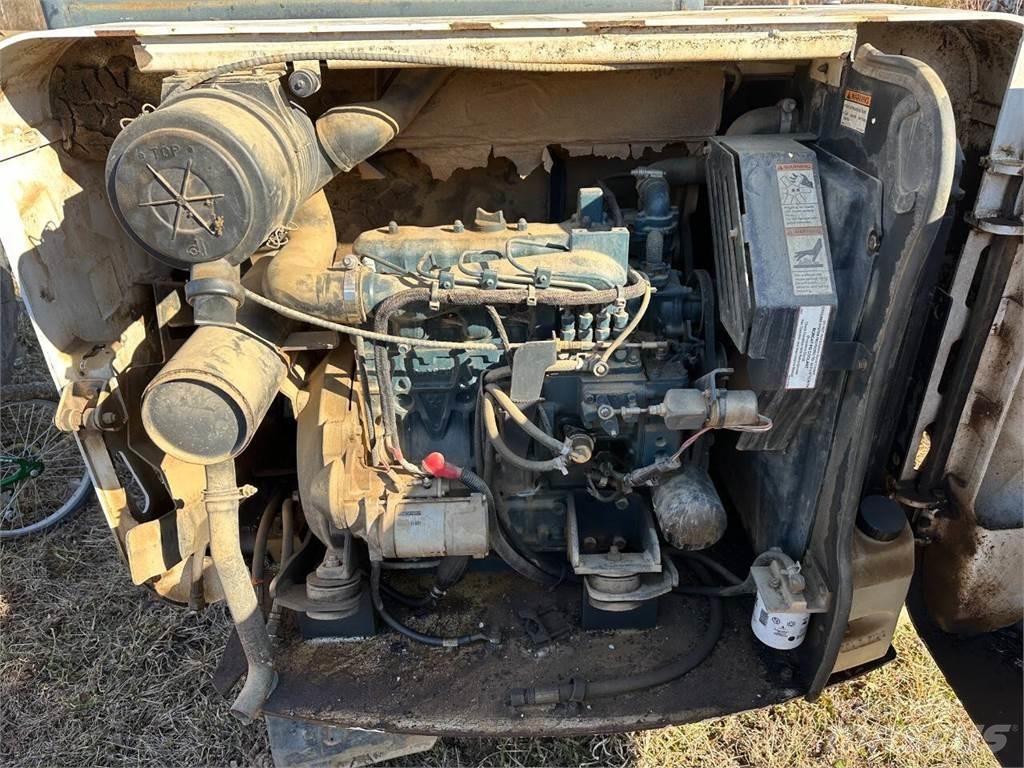 Bobcat 331 Drugo