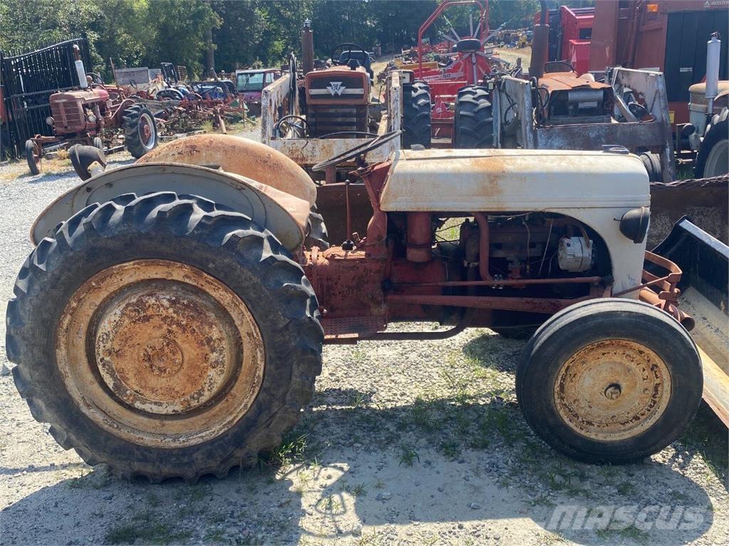 Ford 8N Gradbeništvo - drugo