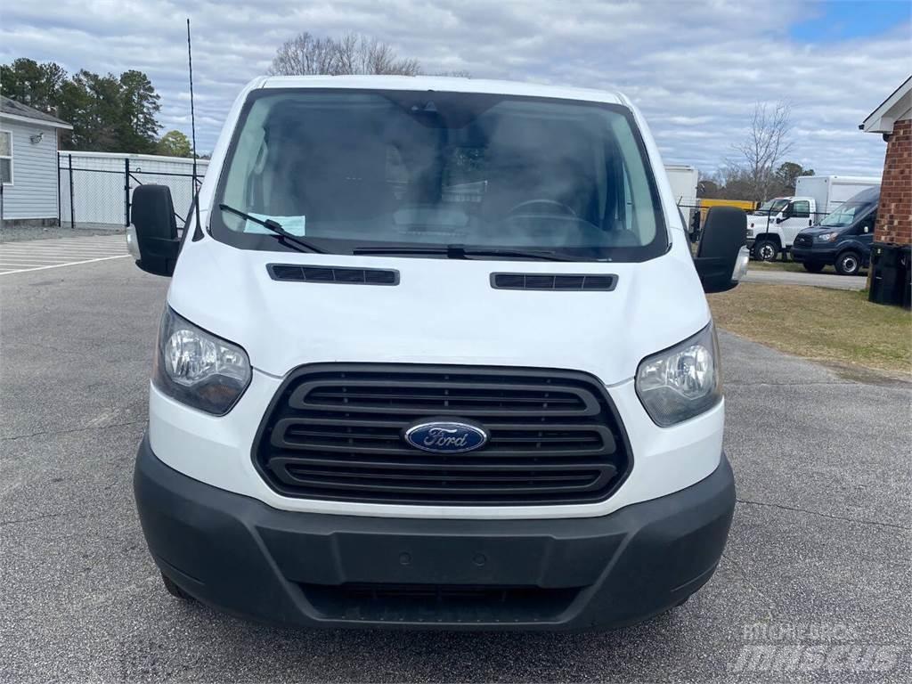 Ford Transit Drugo
