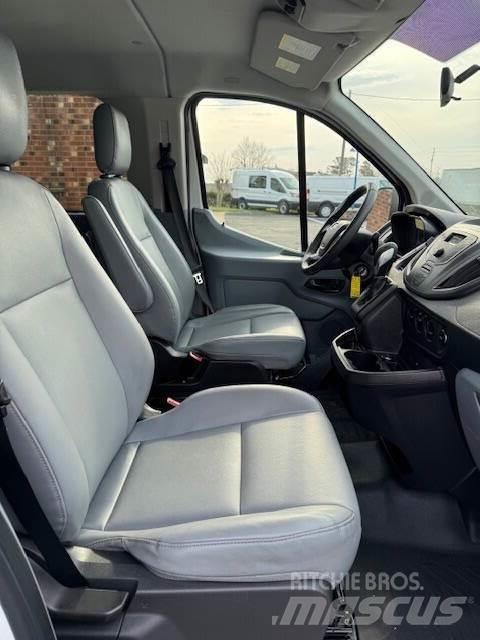 Ford Transit Drugo