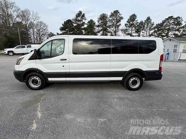 Ford Transit Drugo