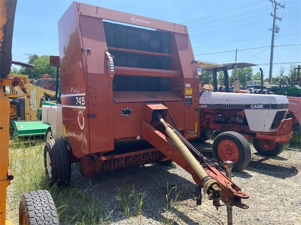 Hesston 745 Drugo