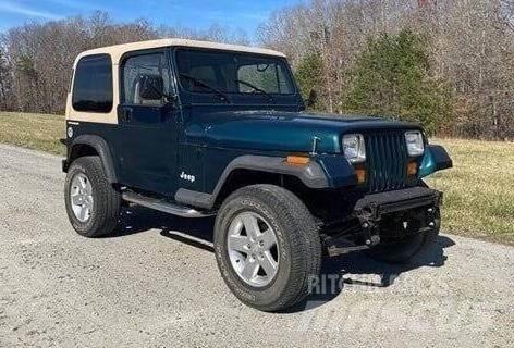 Jeep Wrangler Drugo