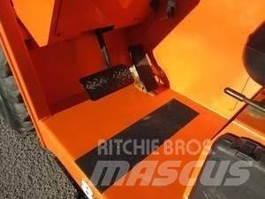SkyTrak 8042 Drugo