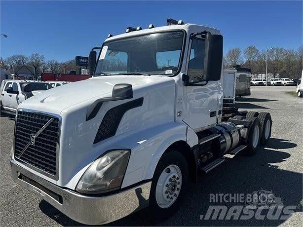Volvo VNL Gradbeništvo - drugo