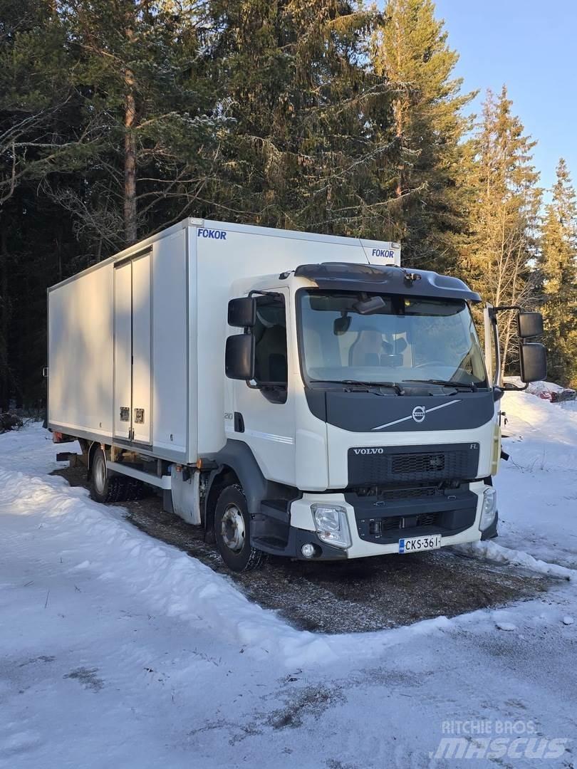 Volvo FL Tovornjaki zabojniki