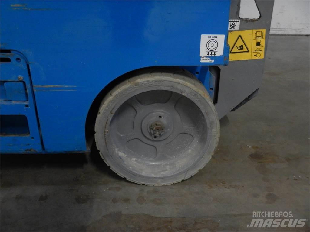 Genie GS2032 Škarjaste dvižne ploščadi