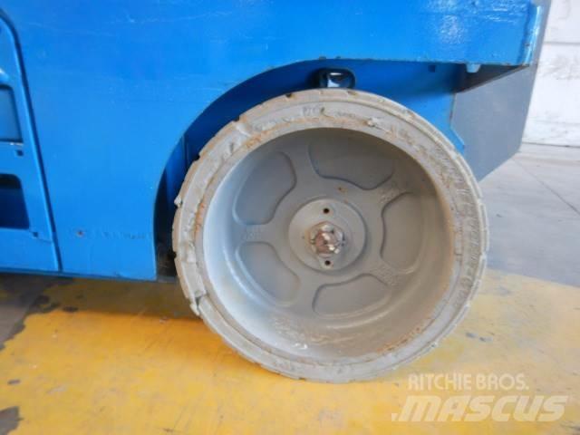 Genie GS2046 Škarjaste dvižne ploščadi