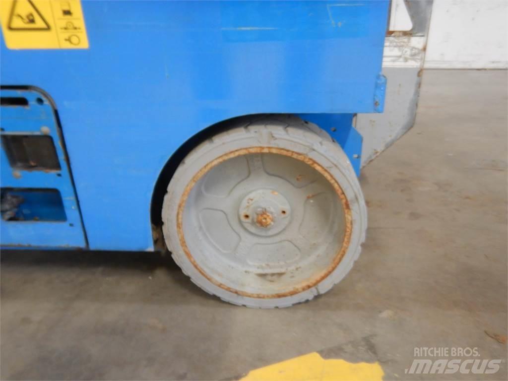 Genie GS2046 Škarjaste dvižne ploščadi