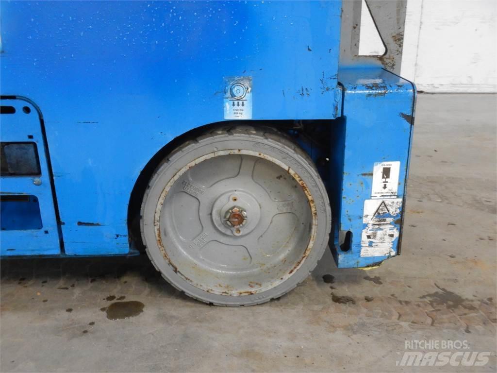 Genie GS3232 Škarjaste dvižne ploščadi