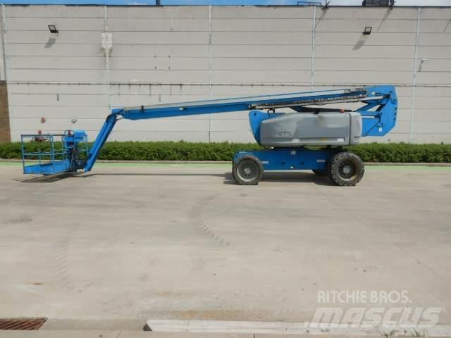 Genie Z80-60RT Zglobne dvižne ploščadi