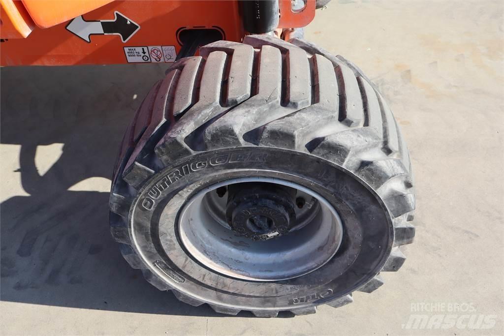 JLG 520AJ Zglobne dvižne ploščadi