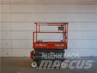 SkyJack SJ3219 Škarjaste dvižne ploščadi
