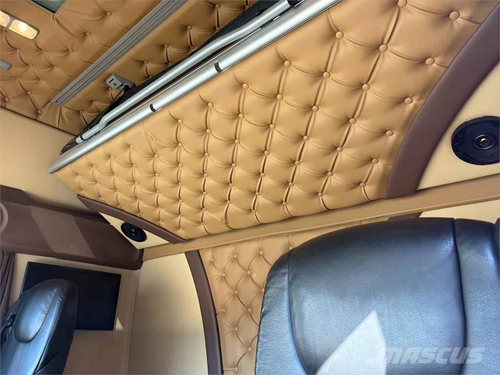DAF XF 530 Drugi tovornjaki
