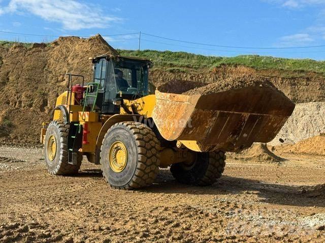 CAT 980M Kolesni nakladalci