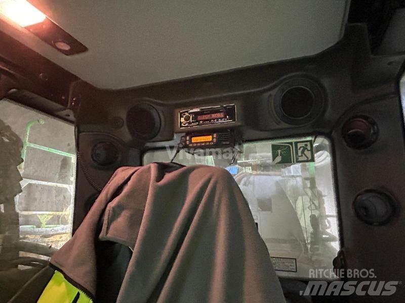 Liebherr R956 Bagri goseničarji
