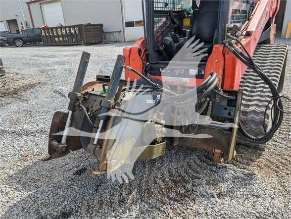 Bobcat  Rezalke asfalta