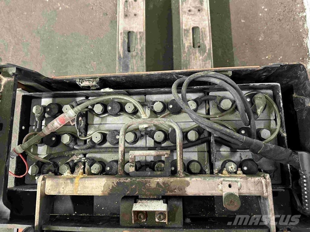 Toyota LPE 200 Električni nizko dvižni viličar
