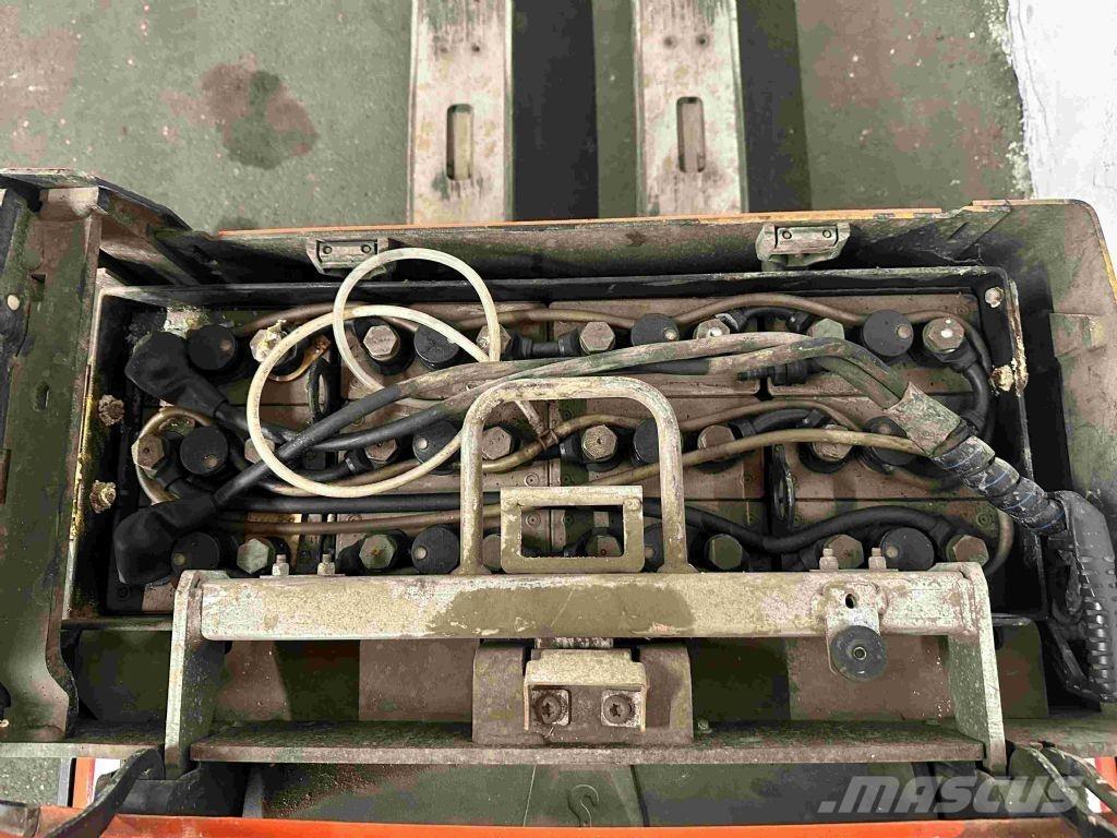 Toyota LPE 200 Električni nizko dvižni viličar