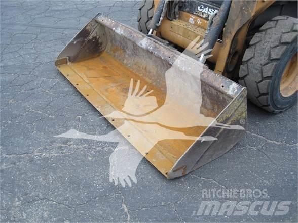 CASE SV250 Skid steer mini nakladalci