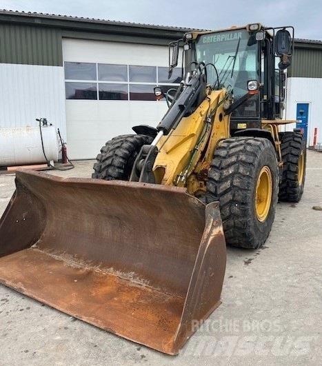 CAT 924 G Kolesni nakladalci