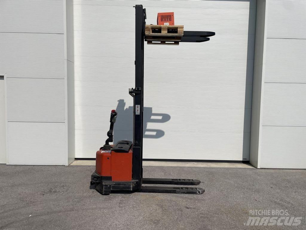 BT SWE120L Ročni električni viličar