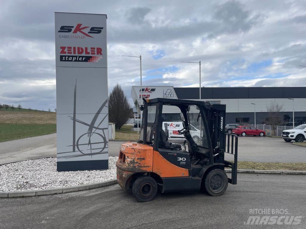 Doosan D30S-5 Dizelski viličarji