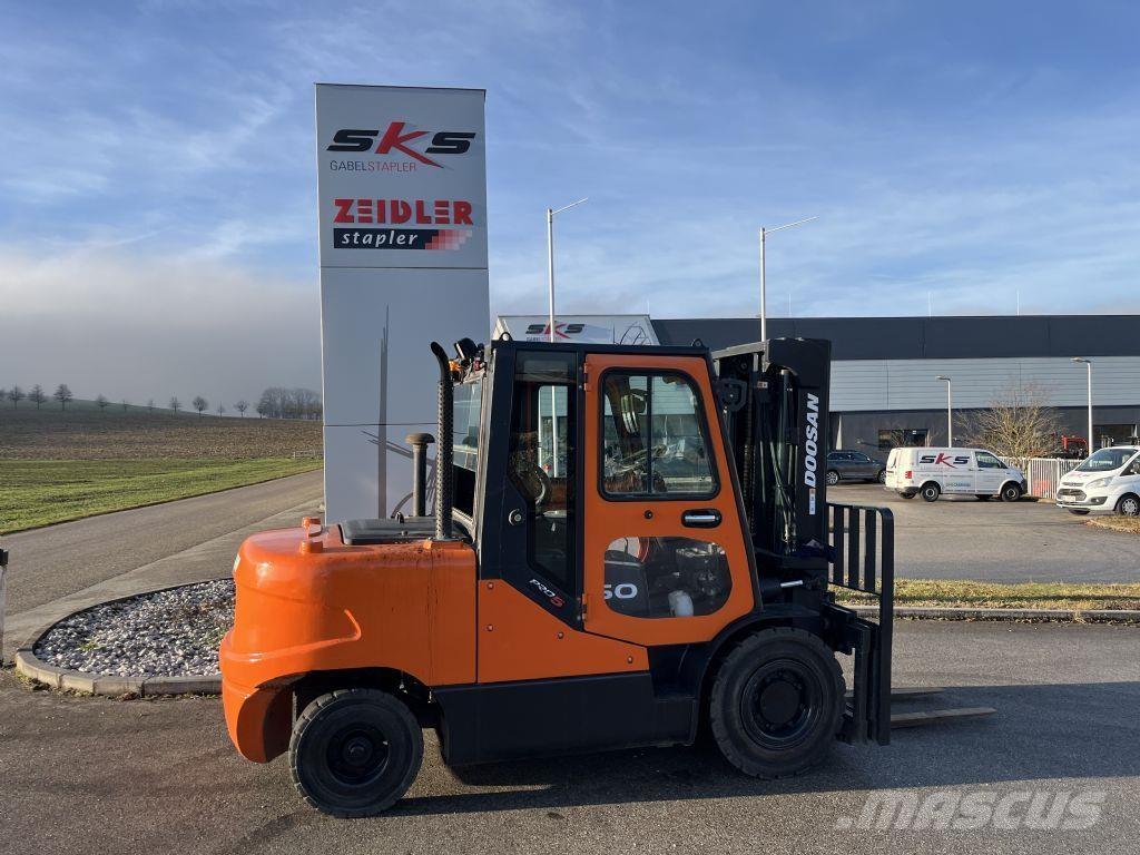 Doosan D50C-5 Dizelski viličarji