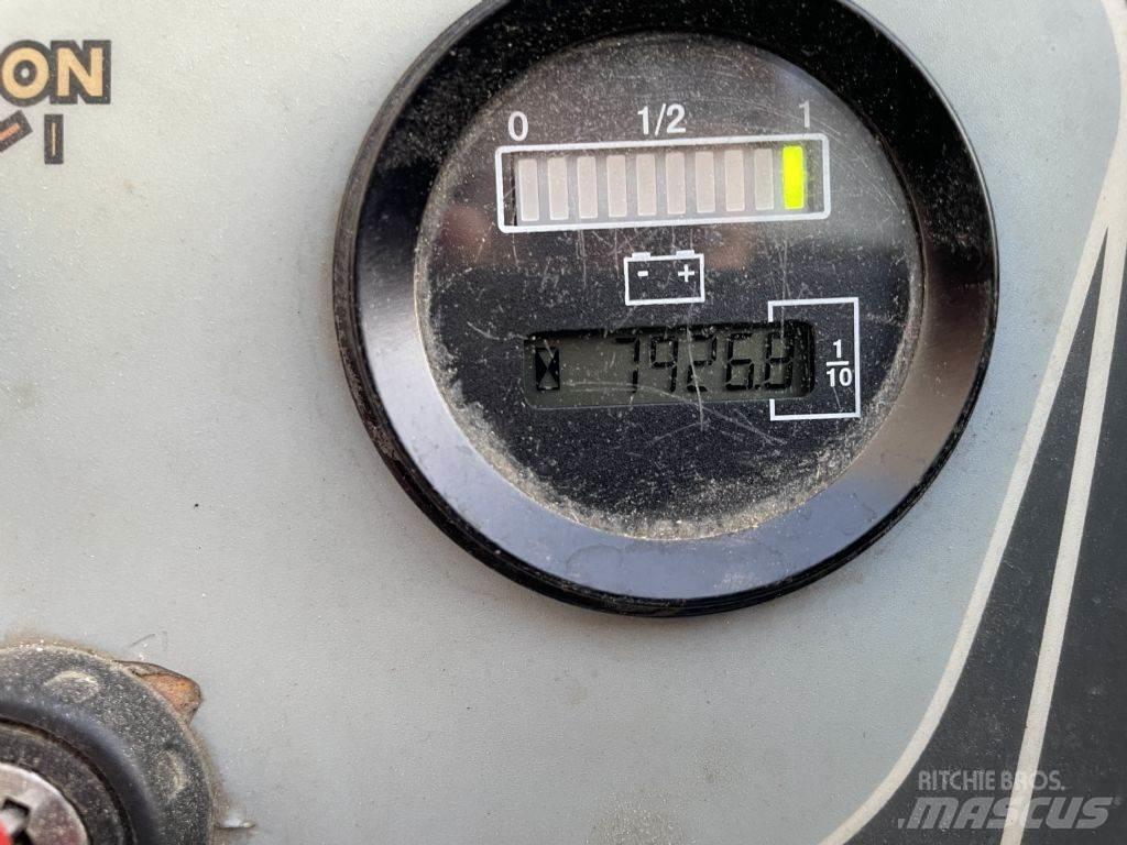 OMG 716K AC Ročni električni viličar