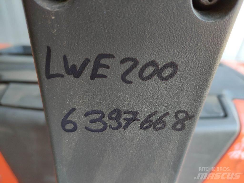 BT LWE200 Električni nizko dvižni viličar