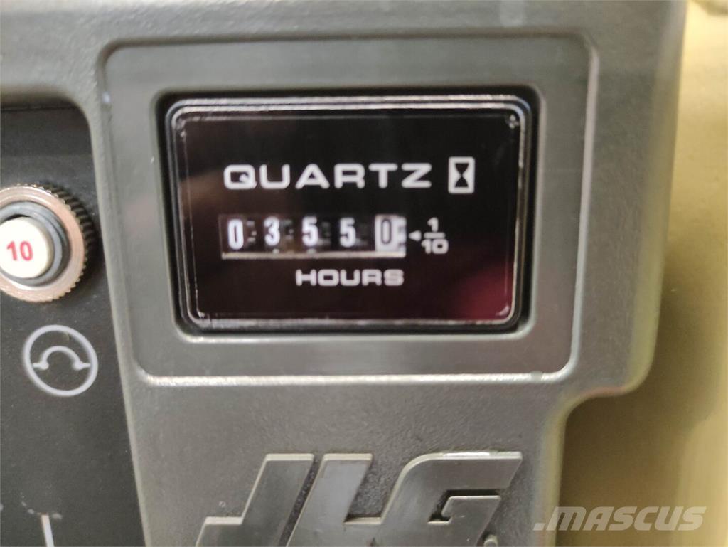 JLG 3246ES Škarjaste dvižne ploščadi