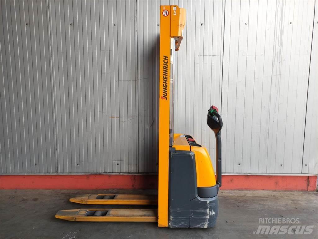 Jungheinrich EJC 112 Ročni električni viličar