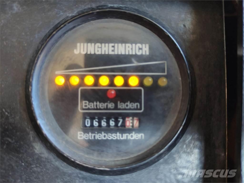 Jungheinrich EJC A 12.5 Ročni električni viličar