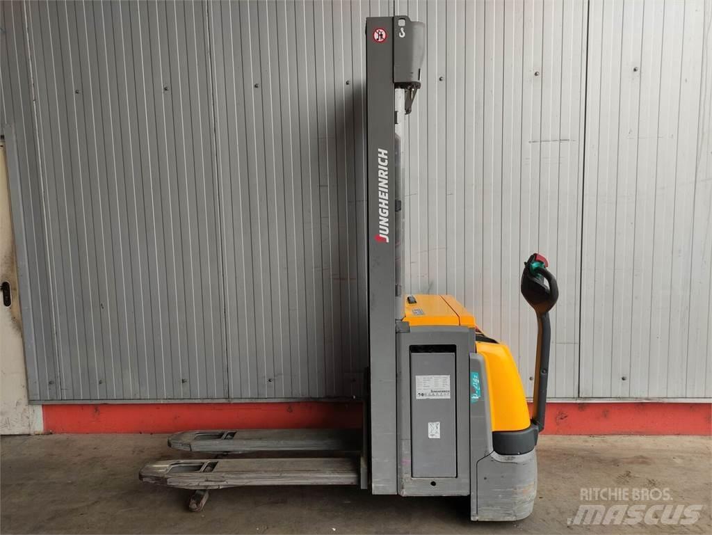 Jungheinrich EJC214Z Ročni električni viličar