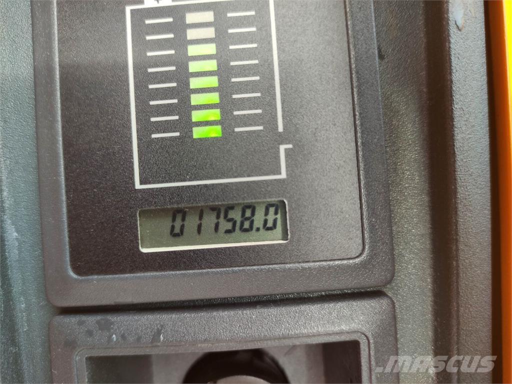 Jungheinrich EJE 116 Električni nizko dvižni viličar