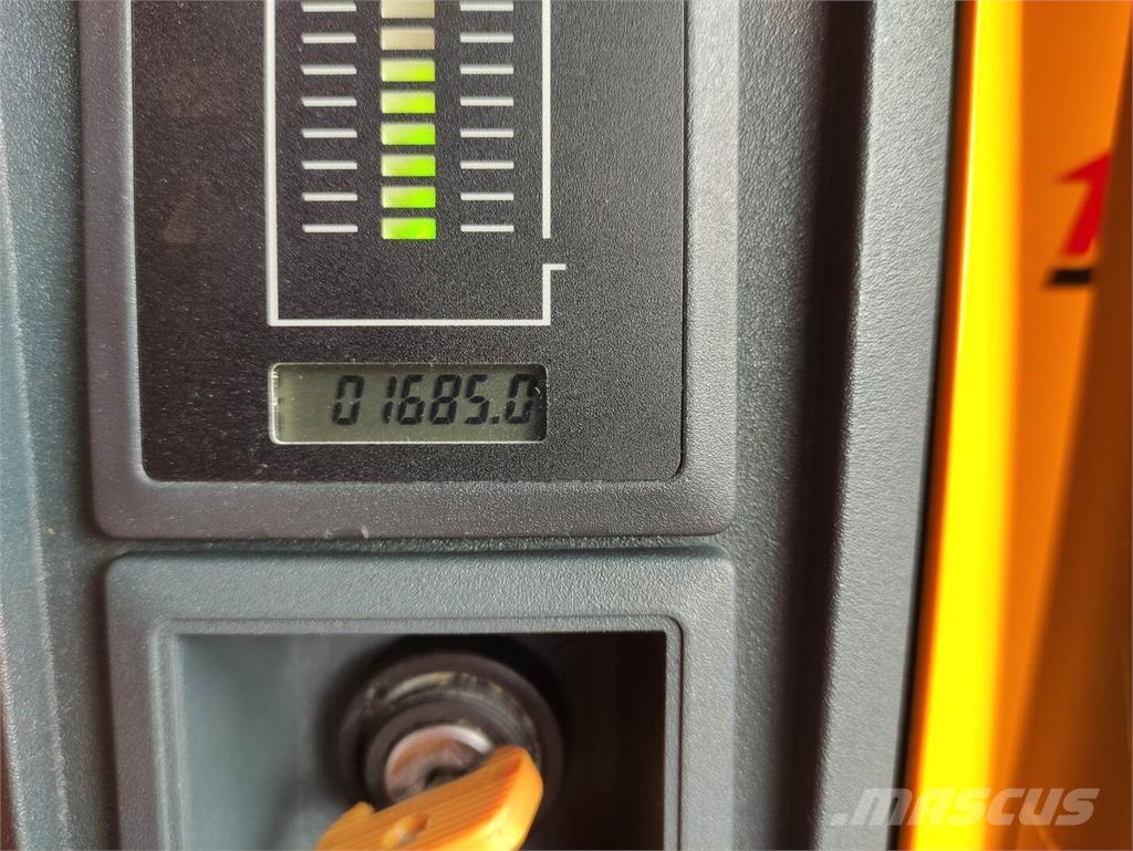 Jungheinrich EJE 116 Električni nizko dvižni viličar