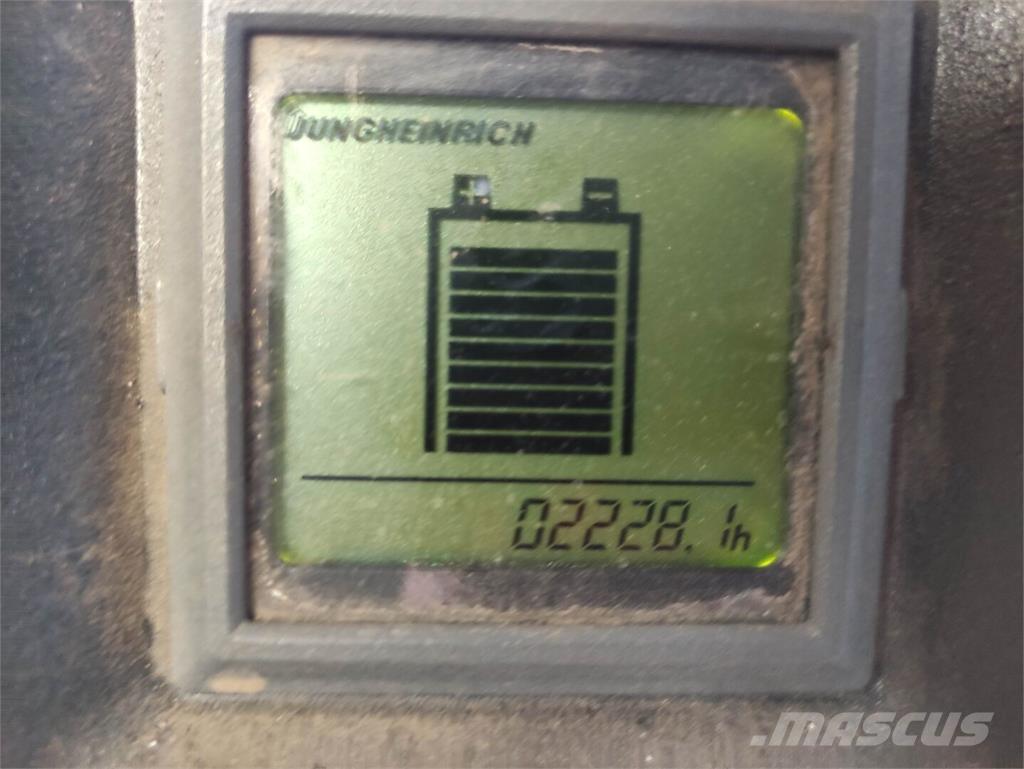 Jungheinrich ELE16G Električni nizko dvižni viličar