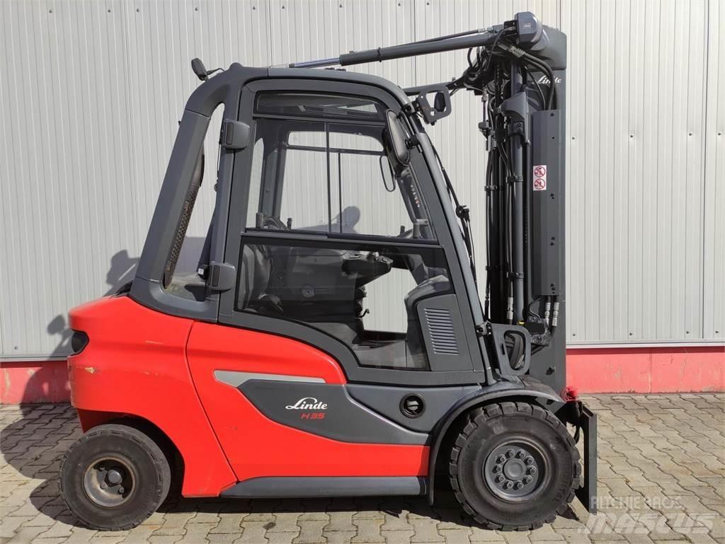 Linde H35-01-120 Dizelski viličarji
