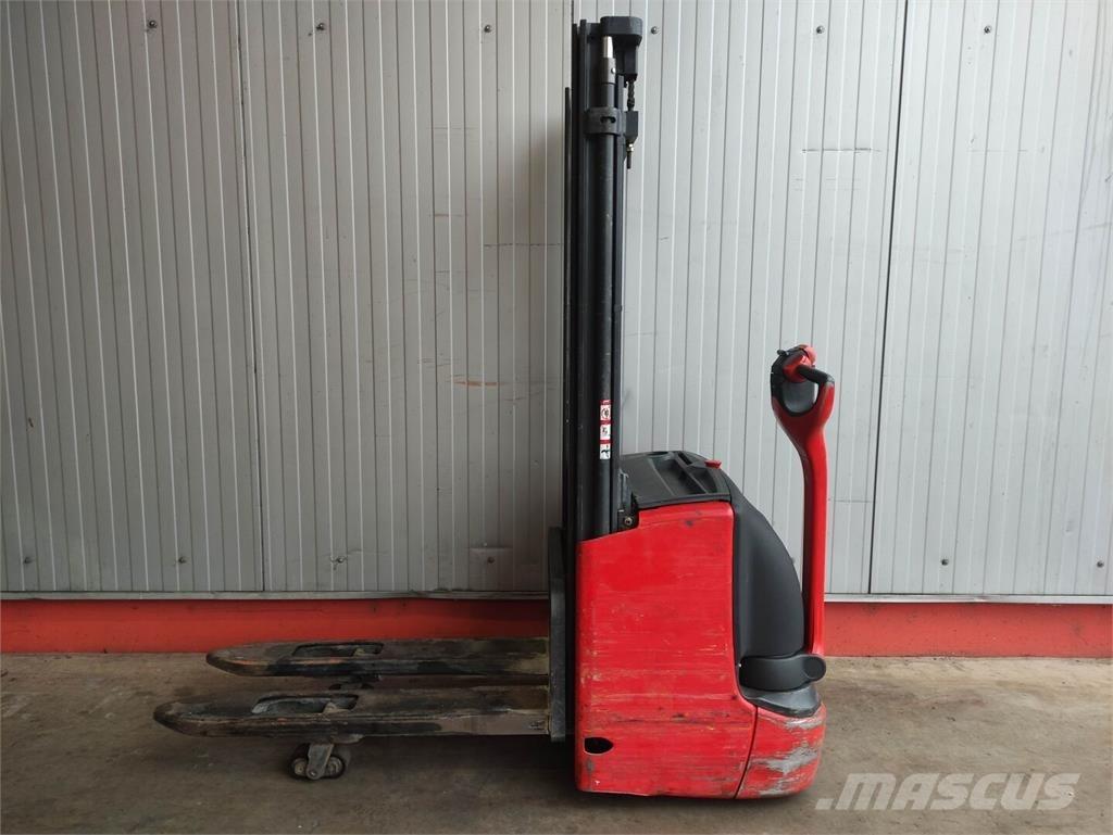 Linde L12 i Ročni električni viličar