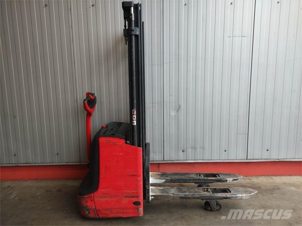 Linde L12 i Ročni električni viličar
