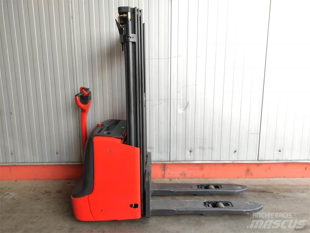 Linde L12i-1172 Ročni električni viličar