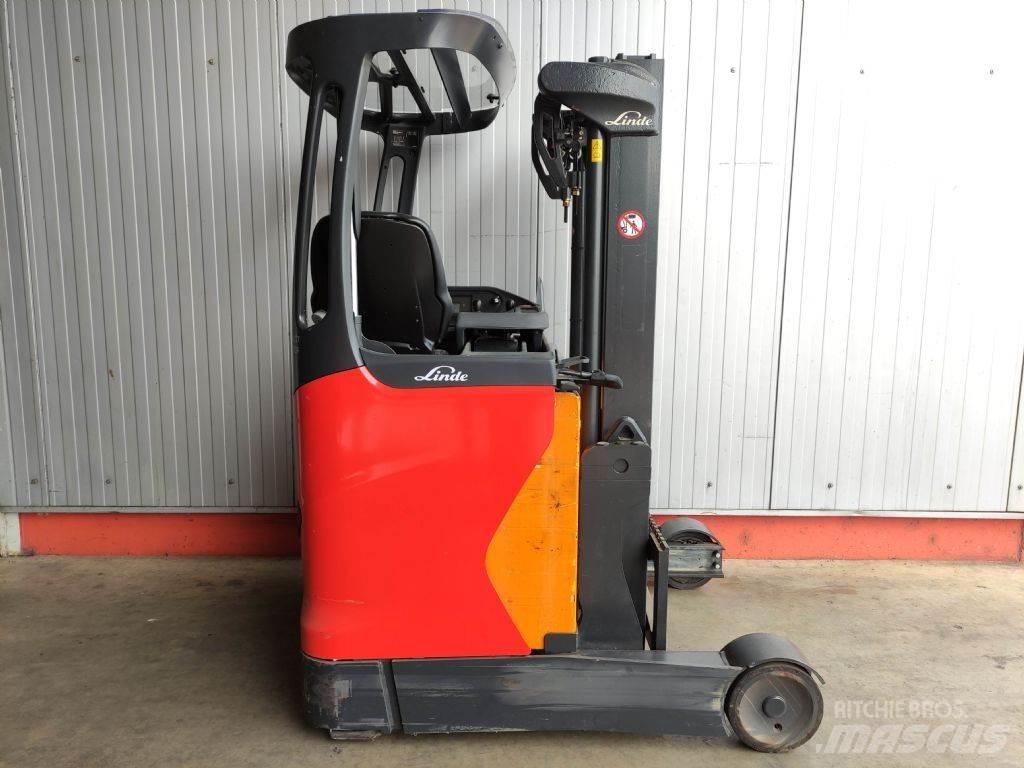 Linde R10B-01-112 Viličarji s pomičnim teleskopom