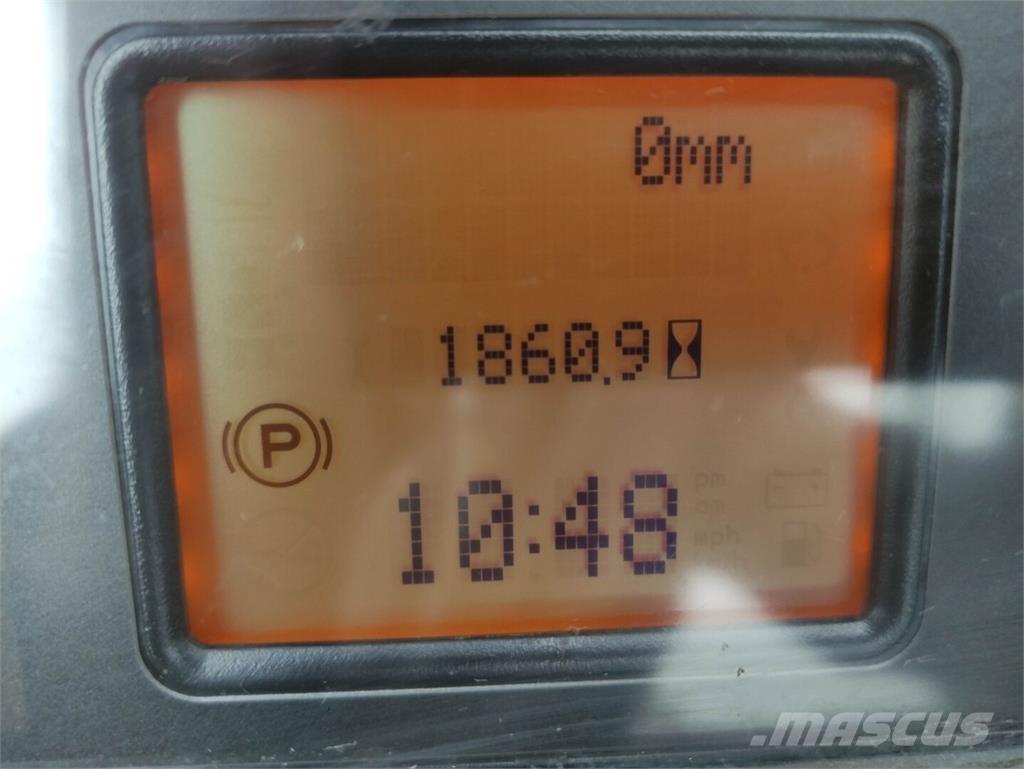 Linde R16G-01-1120 Viličarji s pomičnim teleskopom