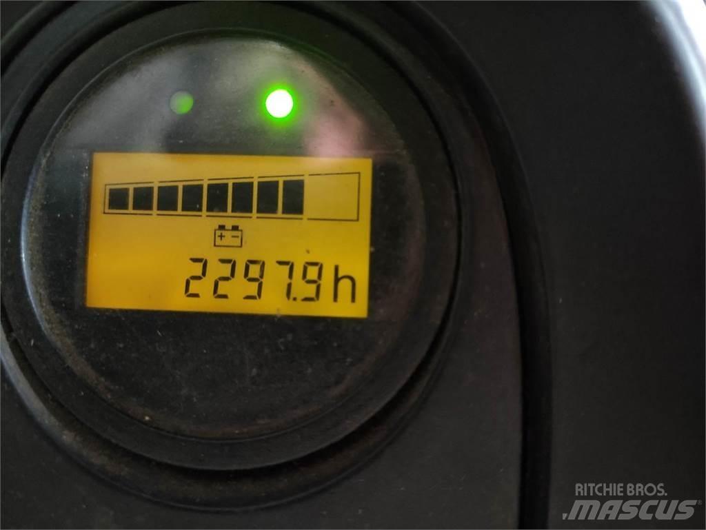 Linde T16-1152 Električni nizko dvižni viličar